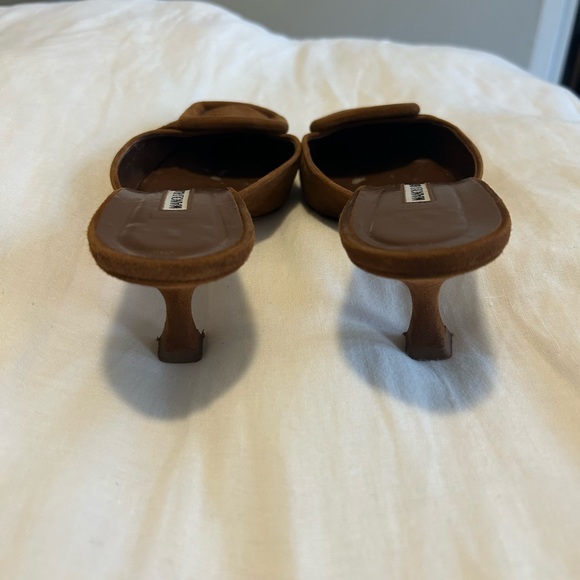 Manolo Blahnik Maysale 50 - Picture 6 of 8